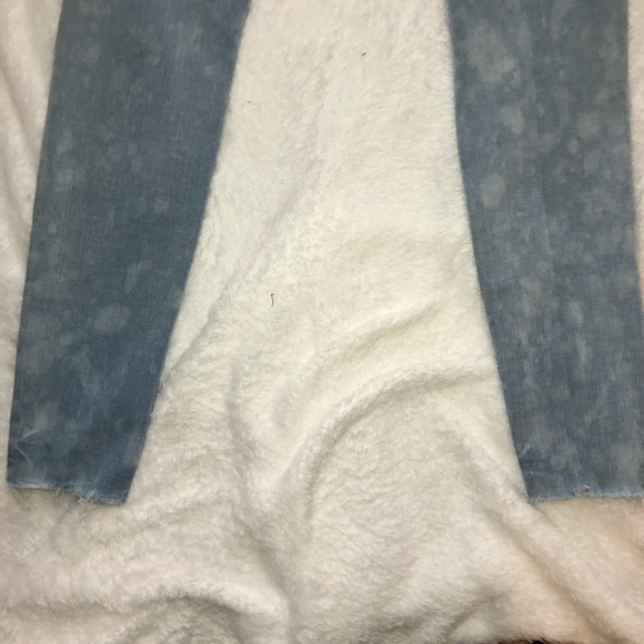 American Eagle Light Denim Distressed Jegging Jean - Picture 11 of 13